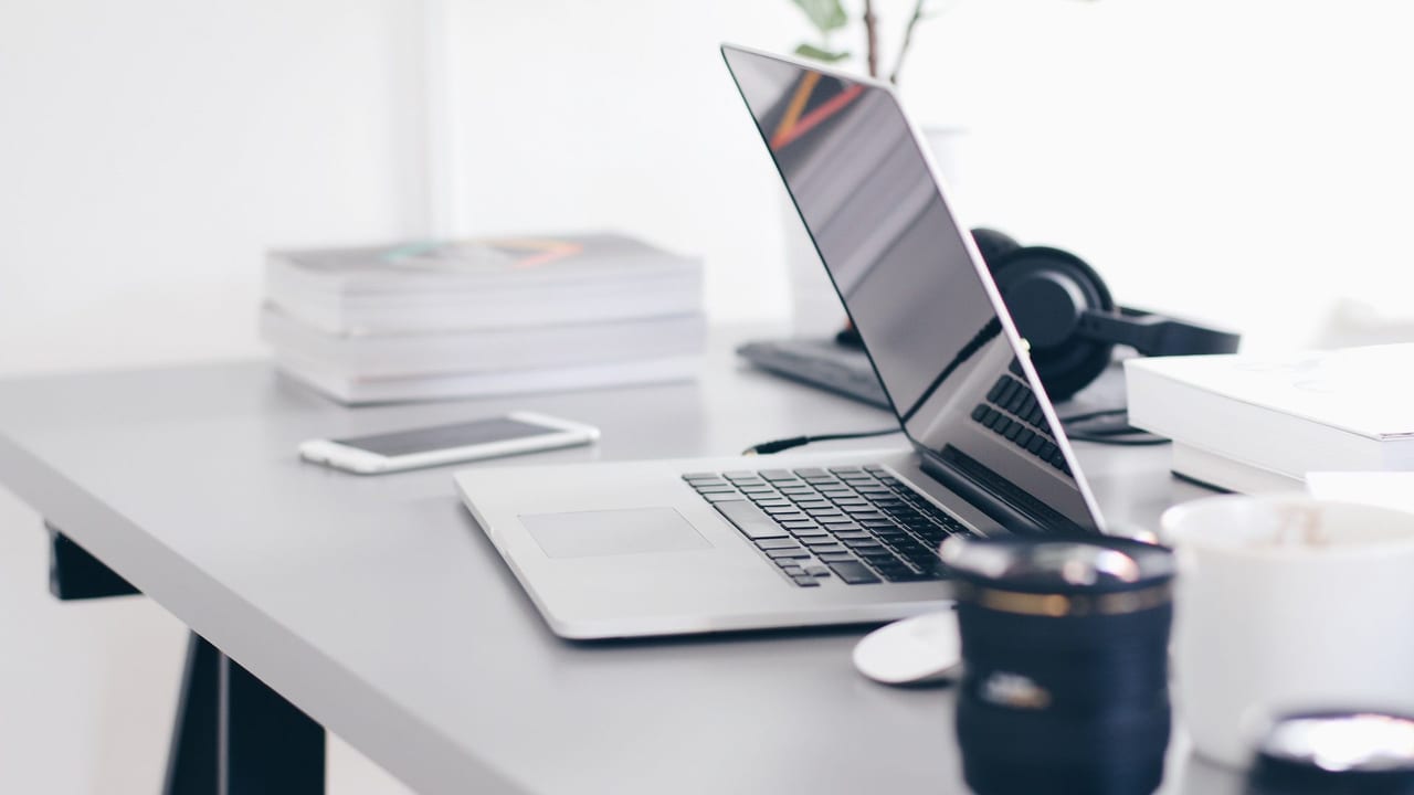 Dlaczego pracownicy stracili zaangażowanie i przestali efektywnie pracować? — Prowadzenie firmy, blog Comoveo CRM