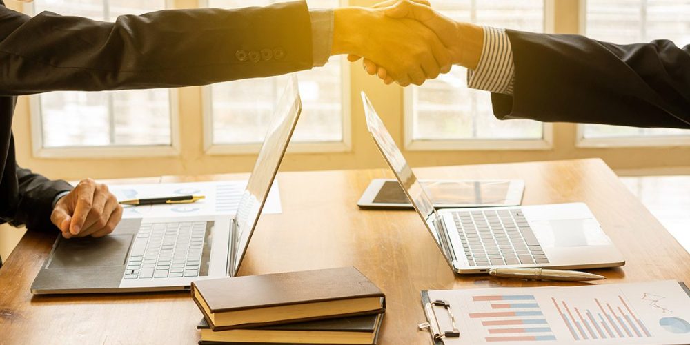 System CRM - efektywna współpraca w biurze i zdalnie.